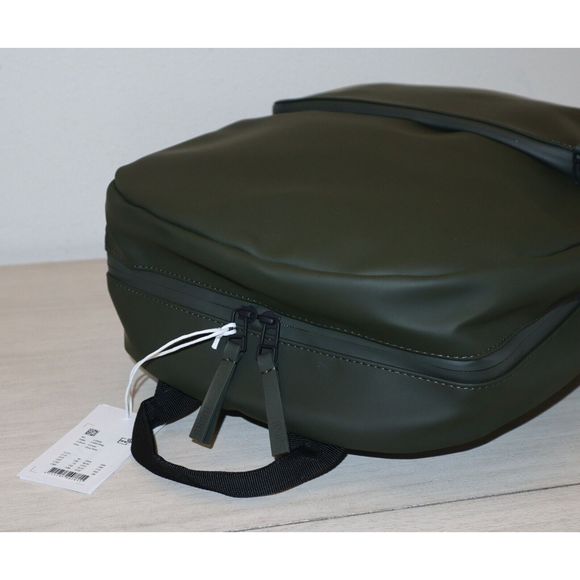 RAINS 12840 Unisex One Size Green Waterproof Field Bag Backpack - Picture 4 of 11